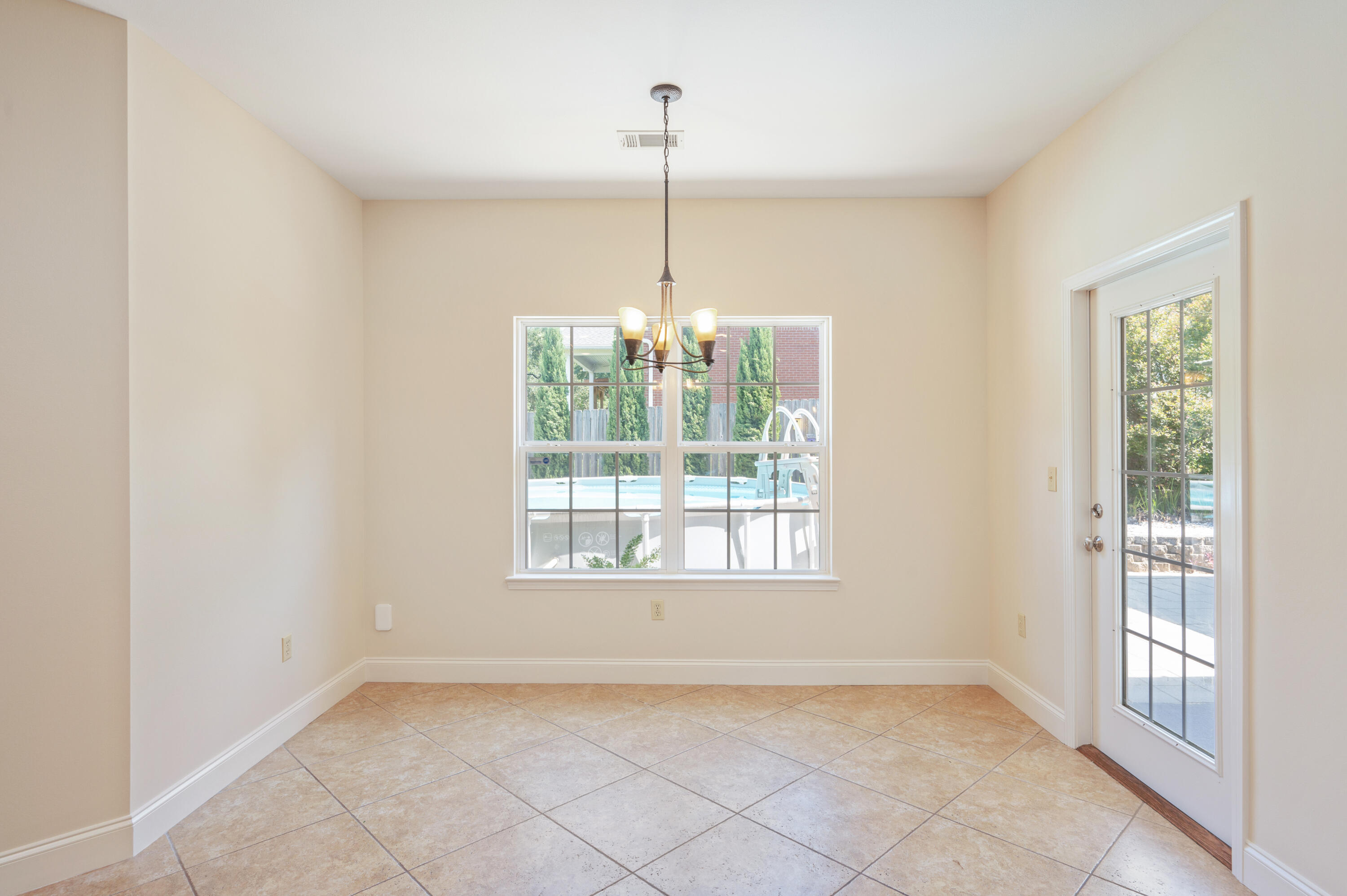 201 Seneca Trail Crestview FL 32536