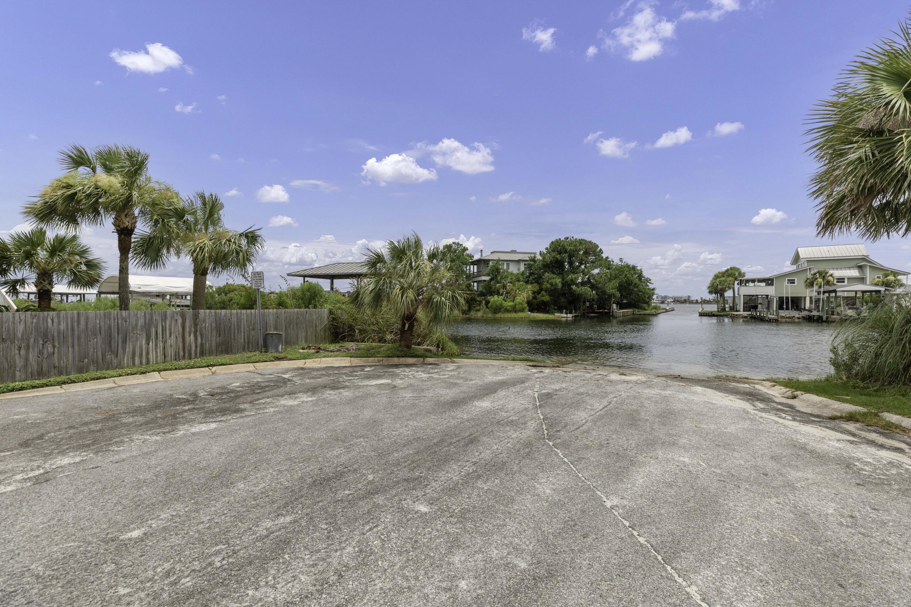 103 SE Walkedge Drive Fort Walton Beach FL 32548
