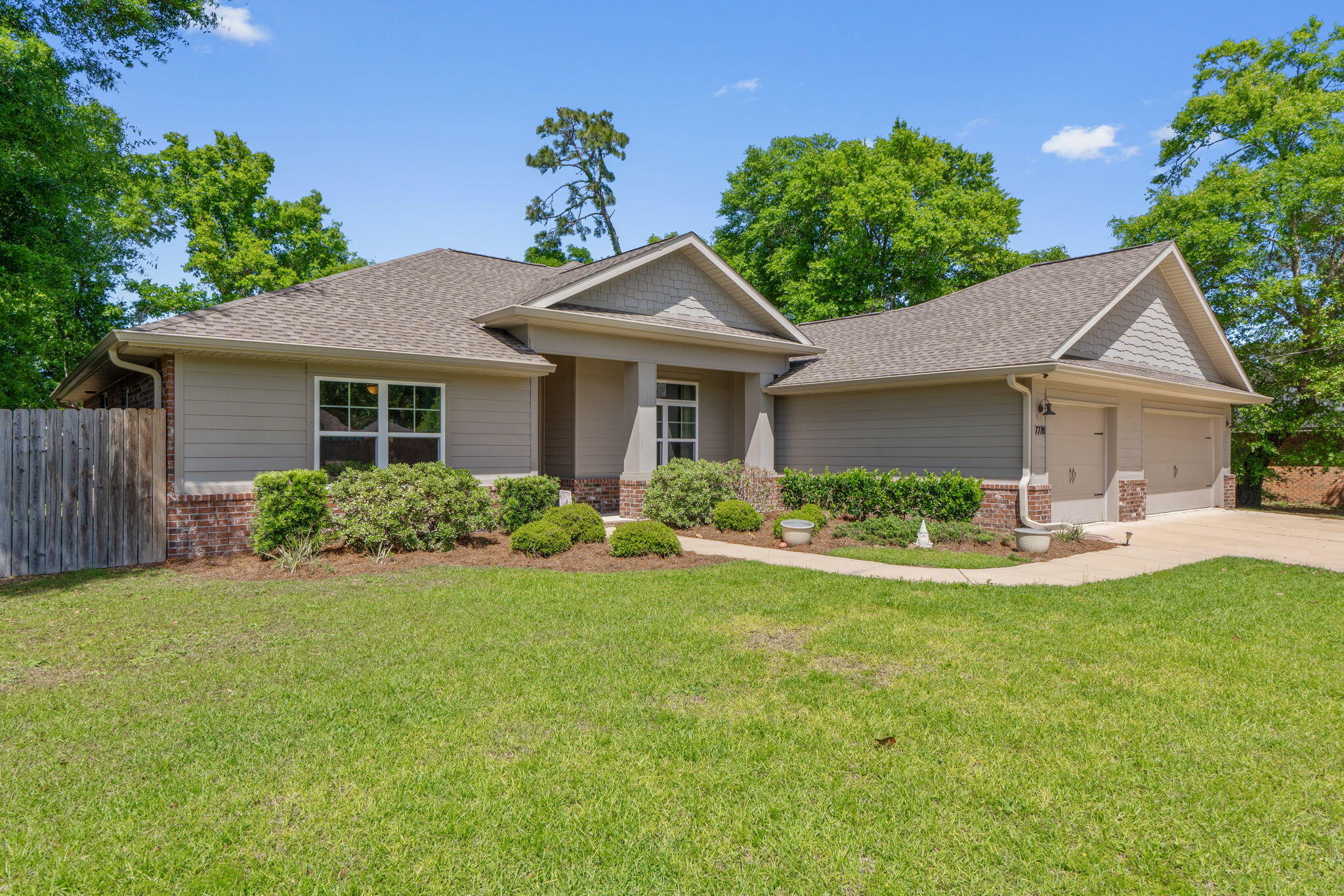 7278 Mossy Oaks Court Navarre FL 32566