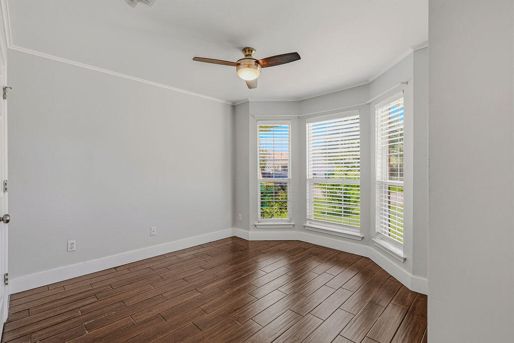 415 Pristine Water Lane Mary Esther FL 32569
