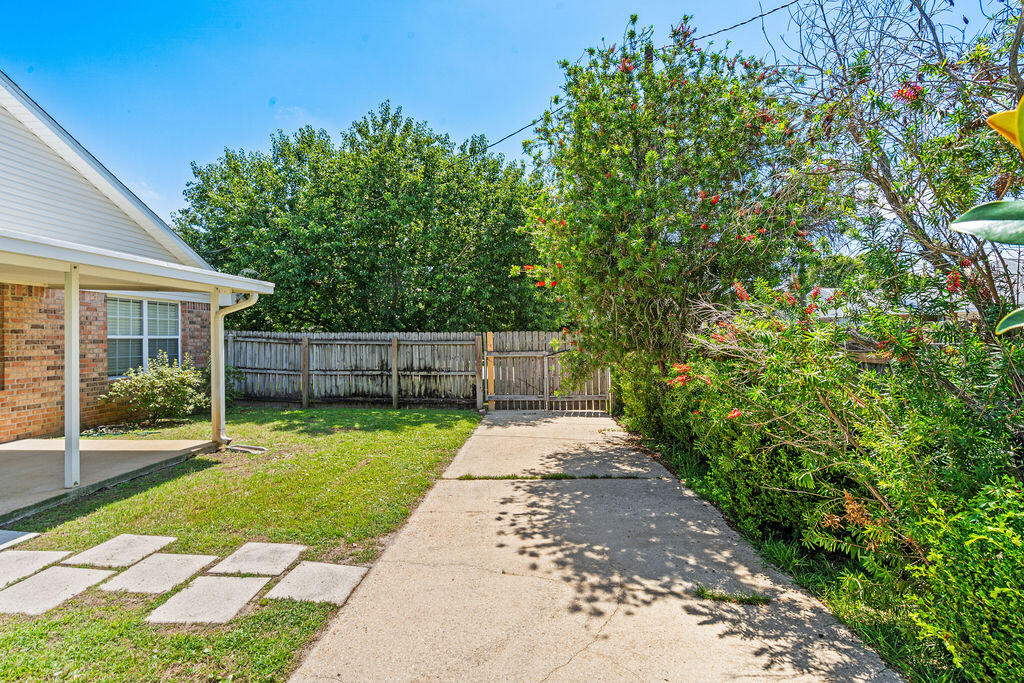 415 Pristine Water Lane Mary Esther FL 32569