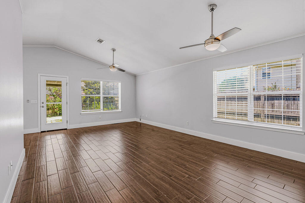 415 Pristine Water Lane Mary Esther FL 32569