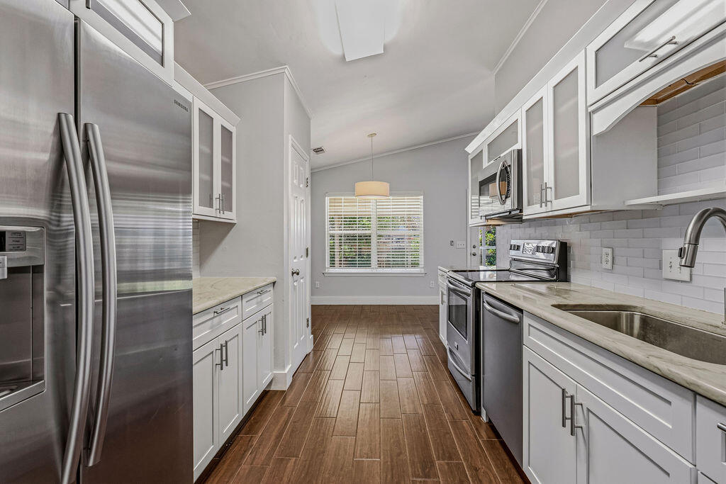 415 Pristine Water Lane Mary Esther FL 32569
