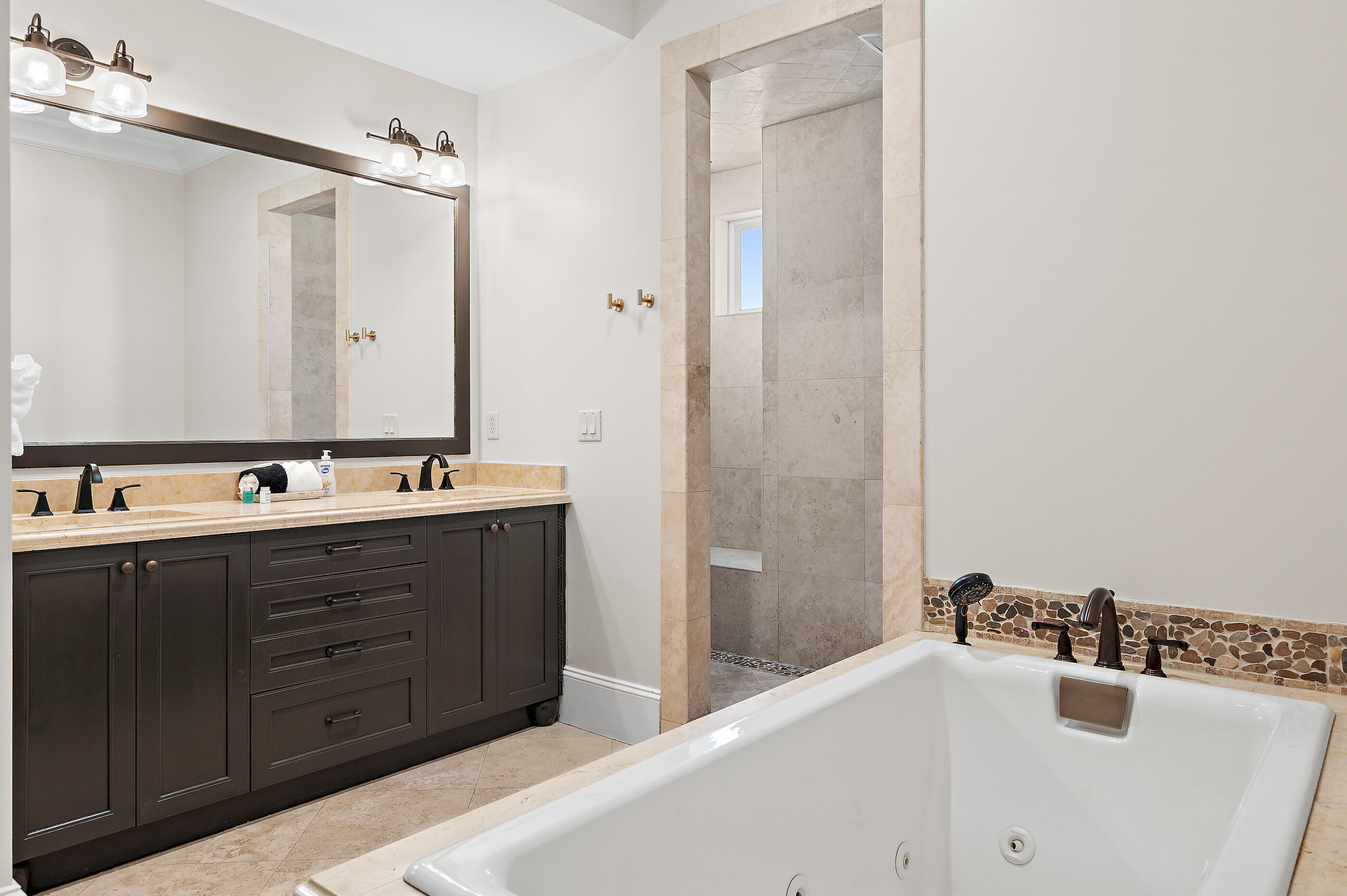 4728 Rendezvous Cove Destin FL 32541