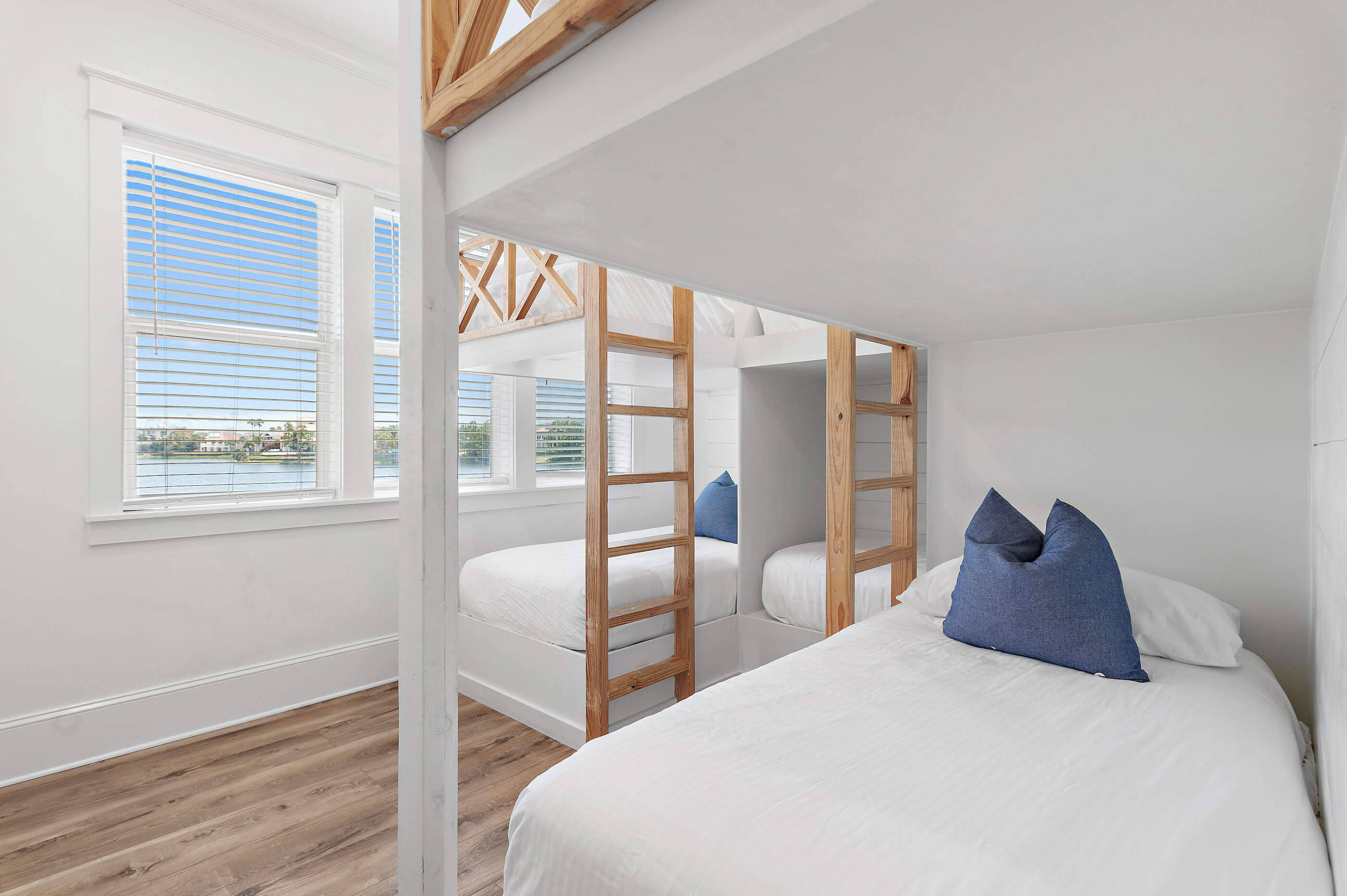 4728 Rendezvous Cove Destin FL 32541