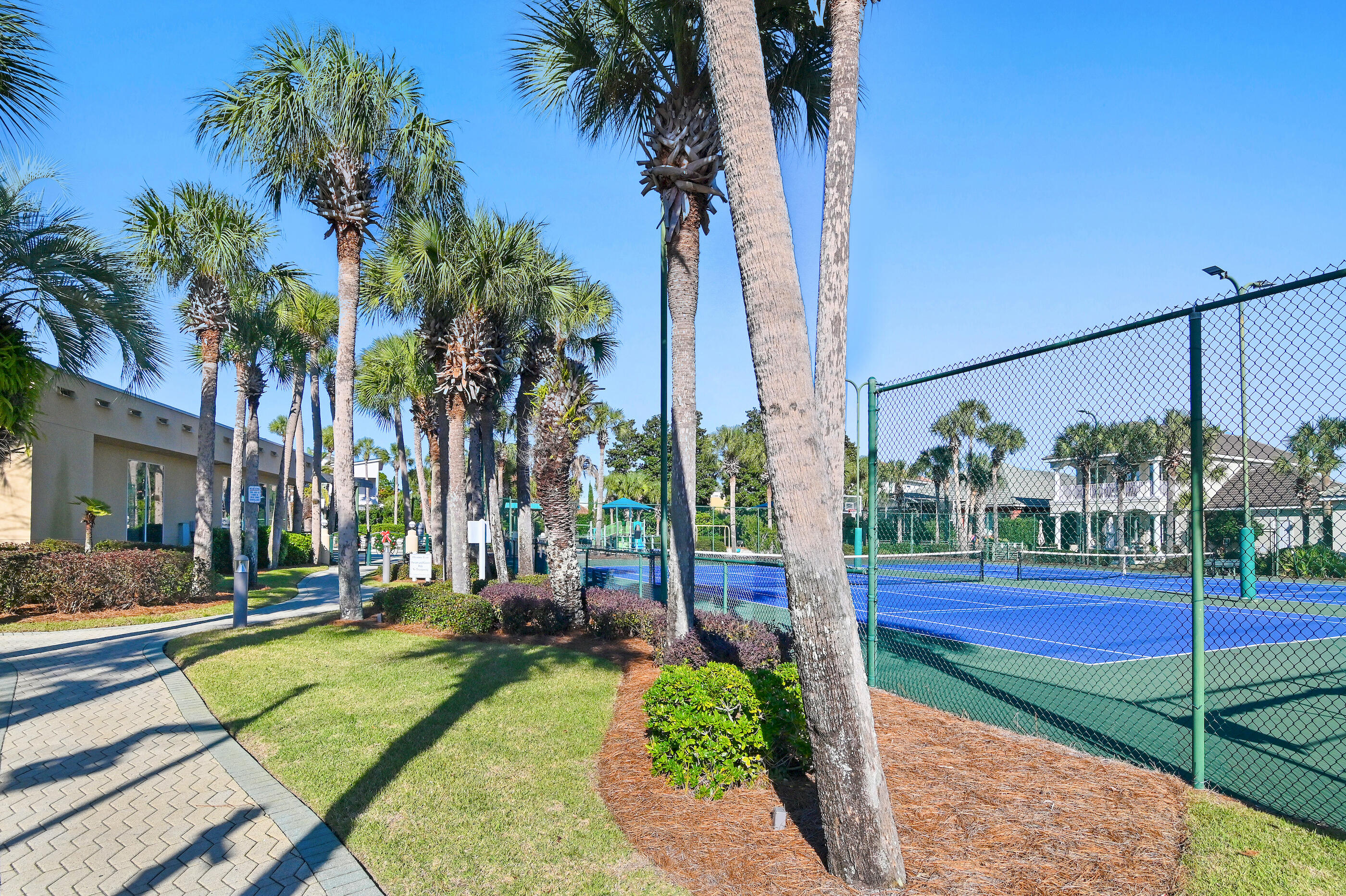 4728 Rendezvous Cove Destin FL 32541