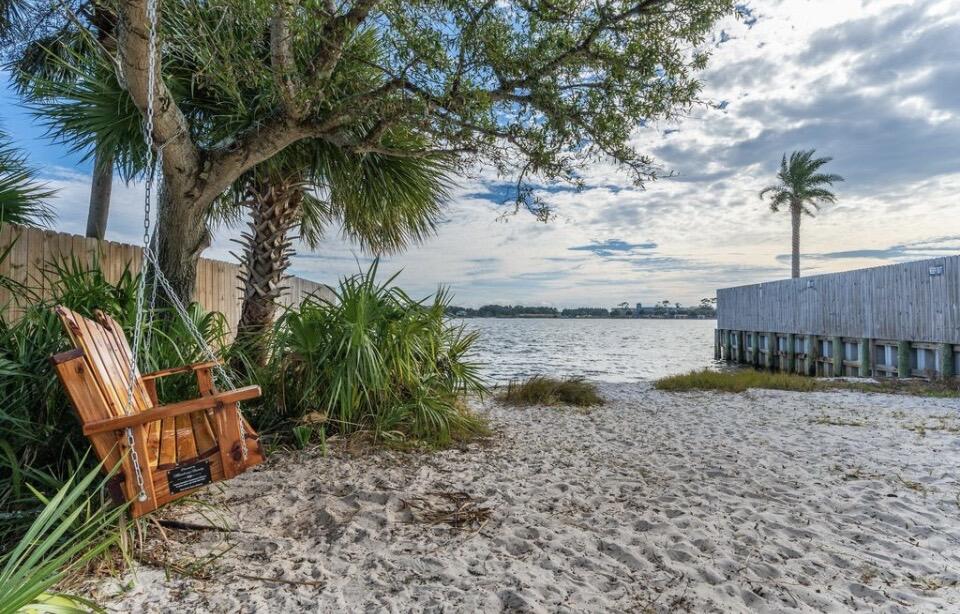 6 NE Bay Court Fort Walton Beach FL 32548