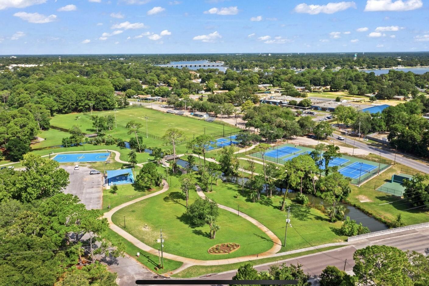 6 NE Bay Court Fort Walton Beach FL 32548