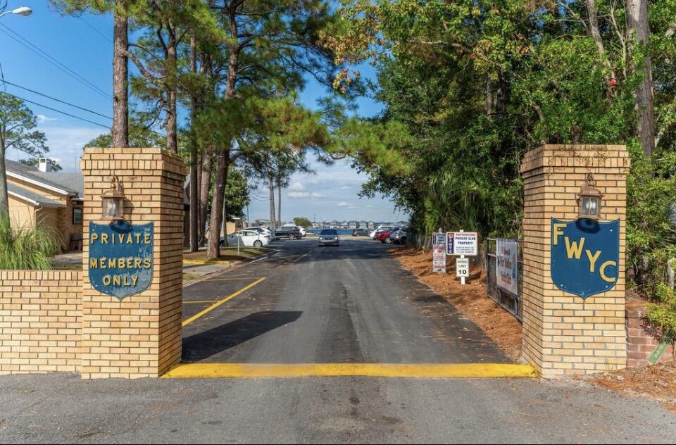 6 NE Bay Court Fort Walton Beach FL 32548