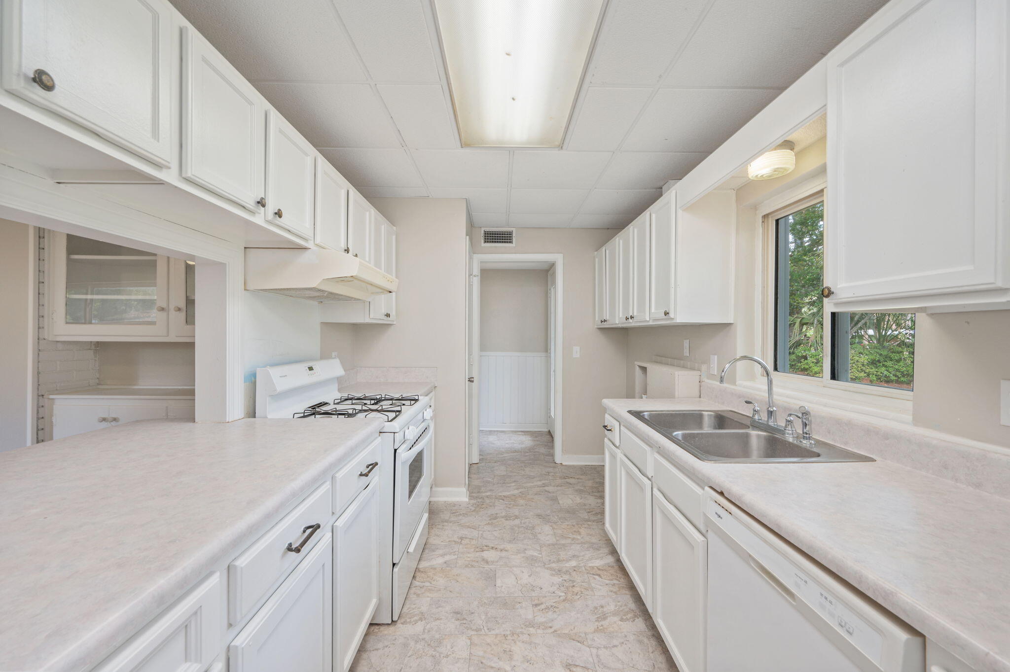328 SE Hollywood Boulevard Fort Walton Beach FL 32548