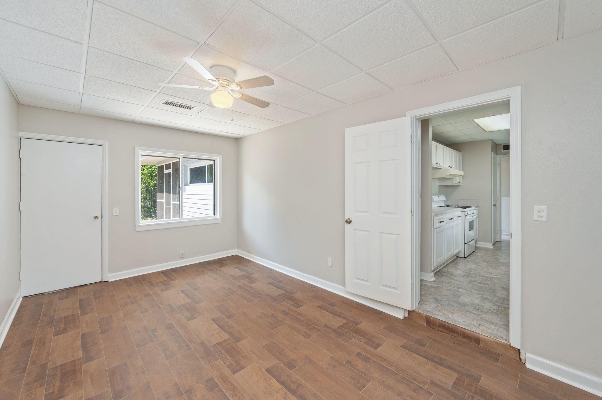 328 SE Hollywood Boulevard Fort Walton Beach FL 32548