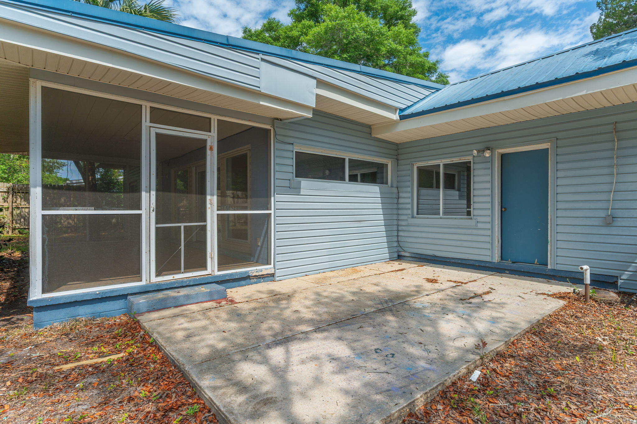 328 SE Hollywood Boulevard Fort Walton Beach FL 32548
