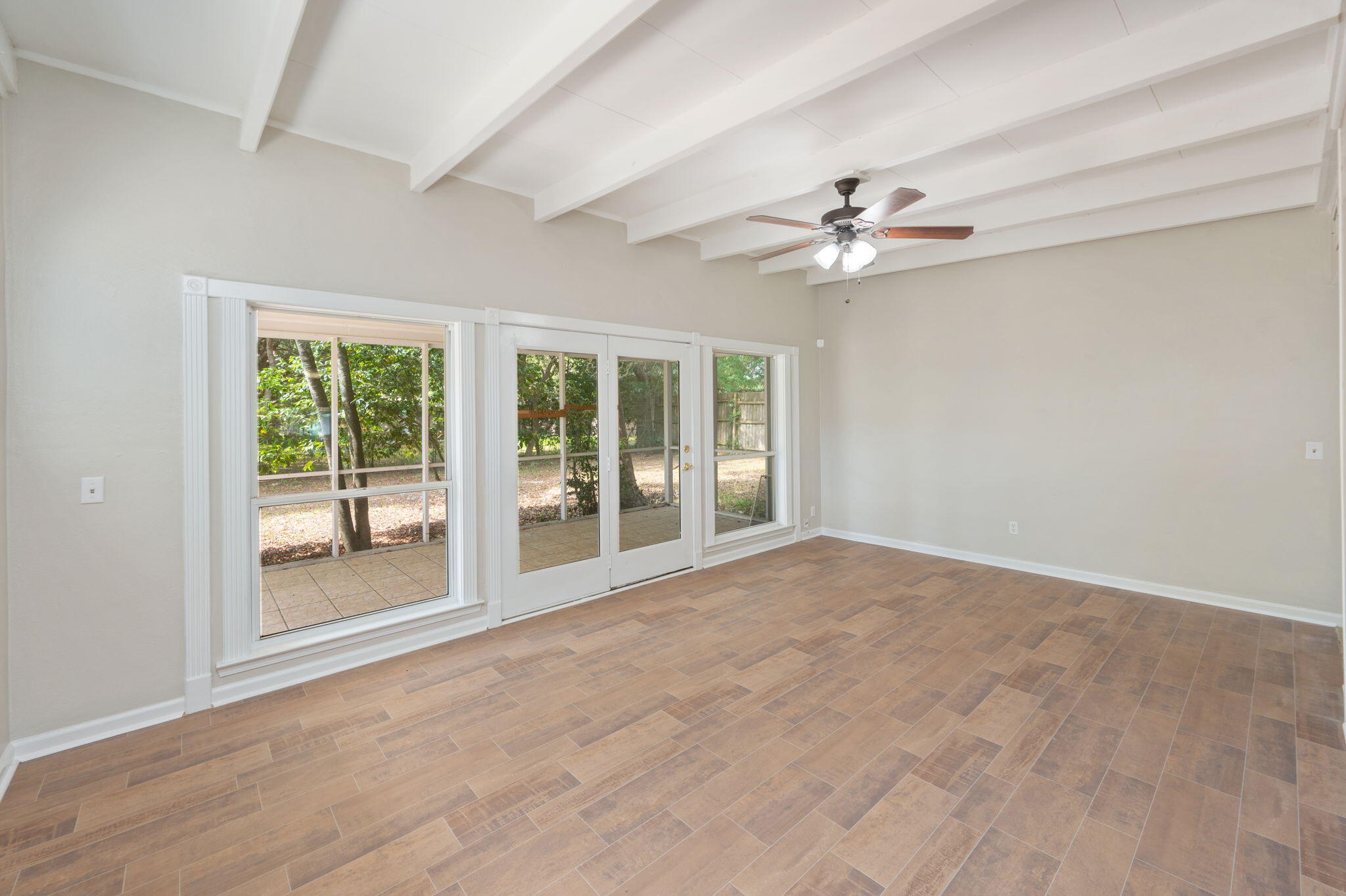 328 SE Hollywood Boulevard Fort Walton Beach FL 32548