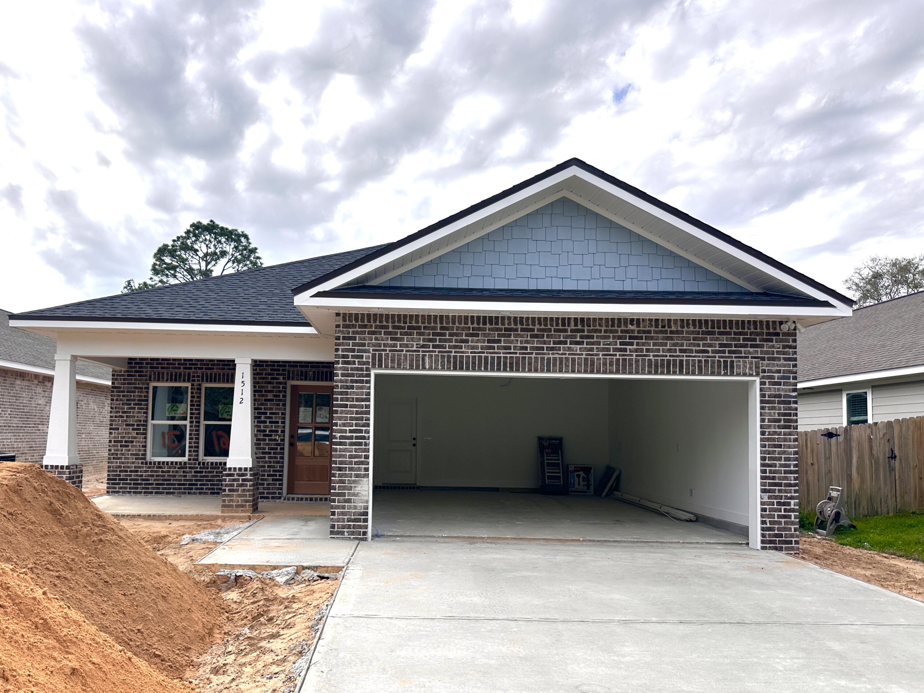 Niceville FL, 1512 Pine Street