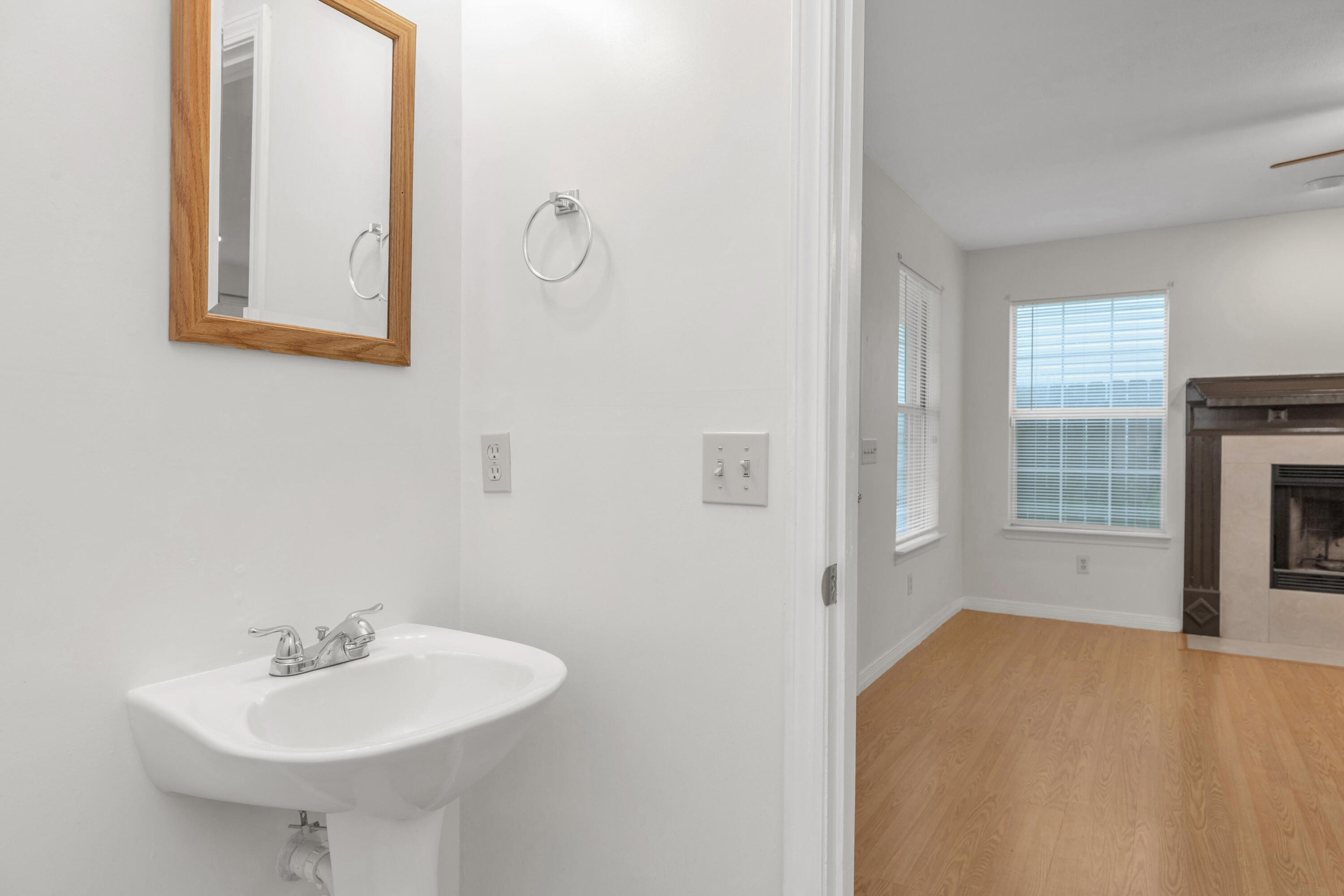 1708 Colonial Court Fort Walton Beach FL 32547
