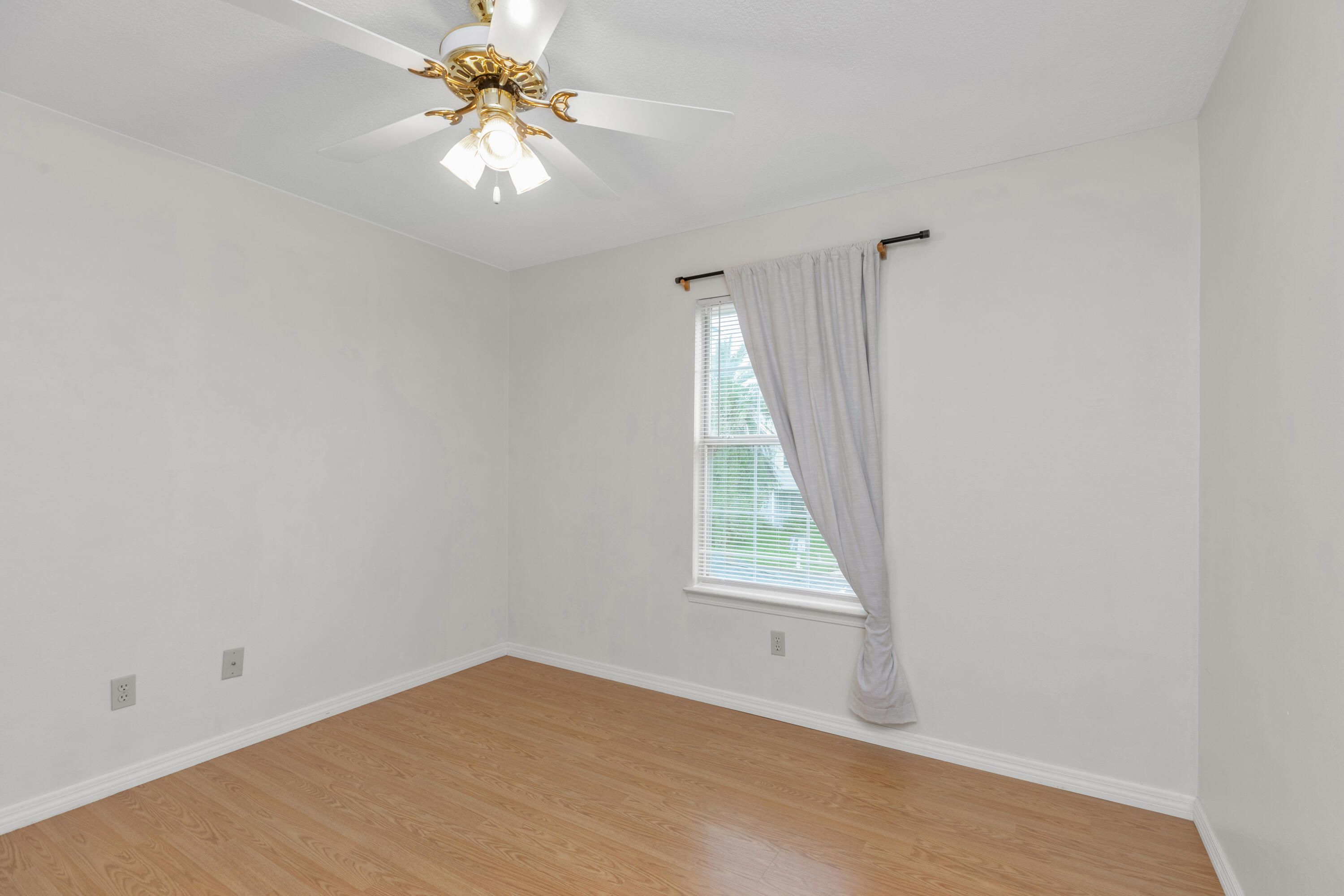 1708 Colonial Court Fort Walton Beach FL 32547