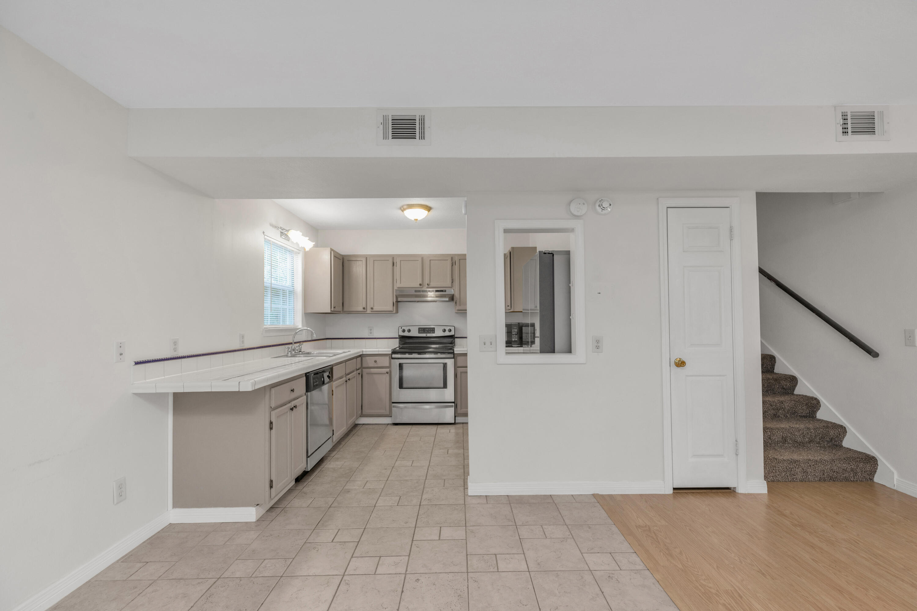 1708 Colonial Court Fort Walton Beach FL 32547