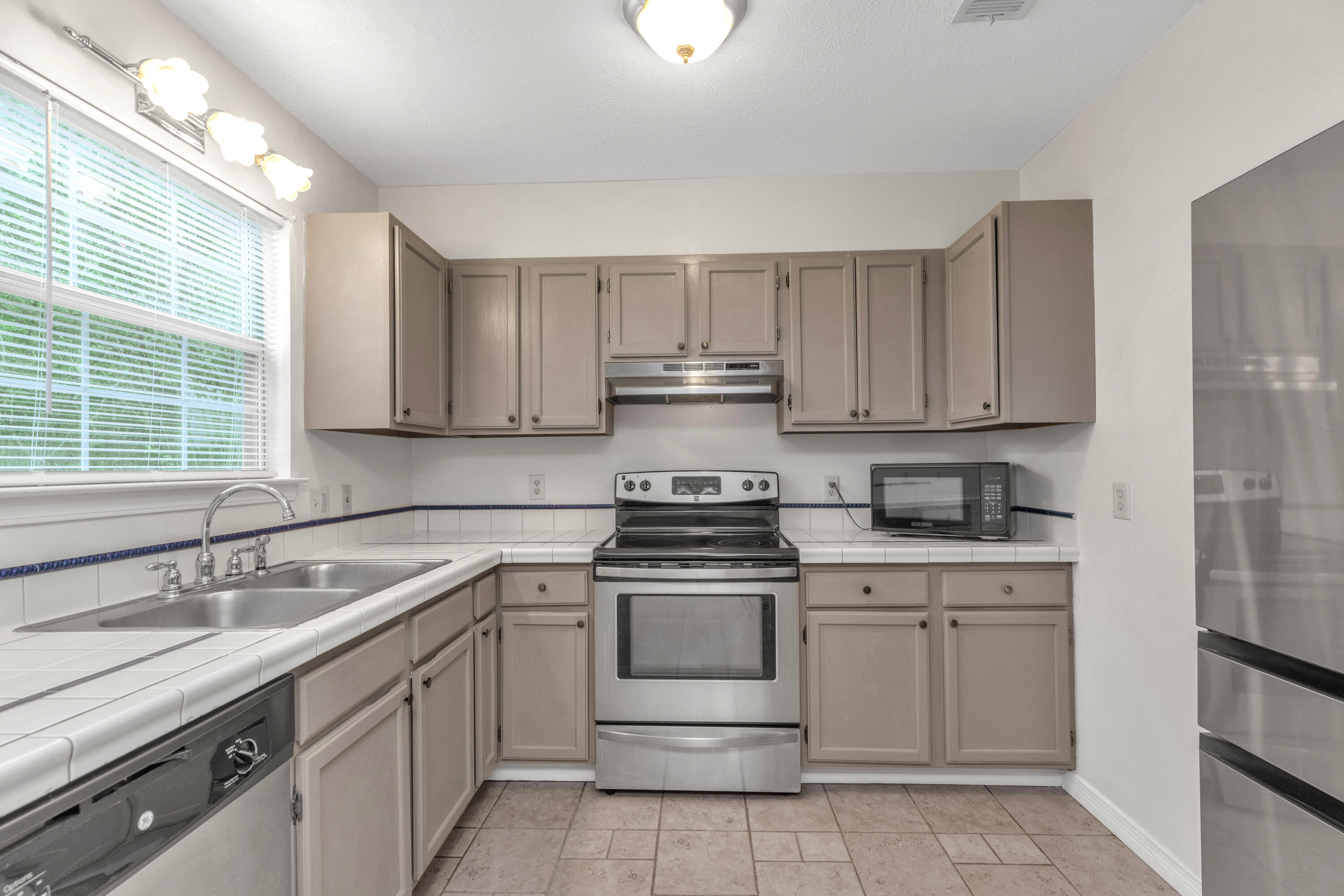 1708 Colonial Court Fort Walton Beach FL 32547