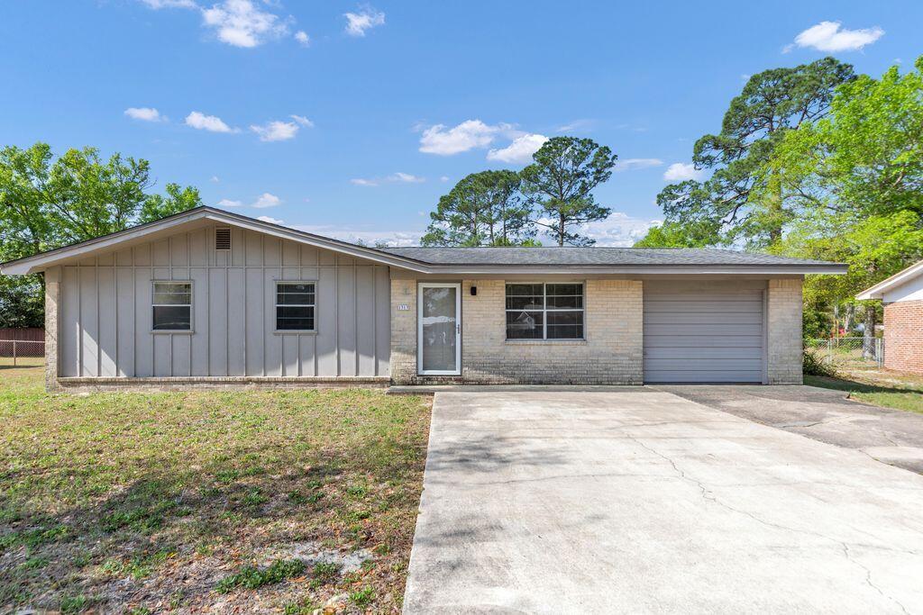 1313 Finck Road Niceville FL 32578