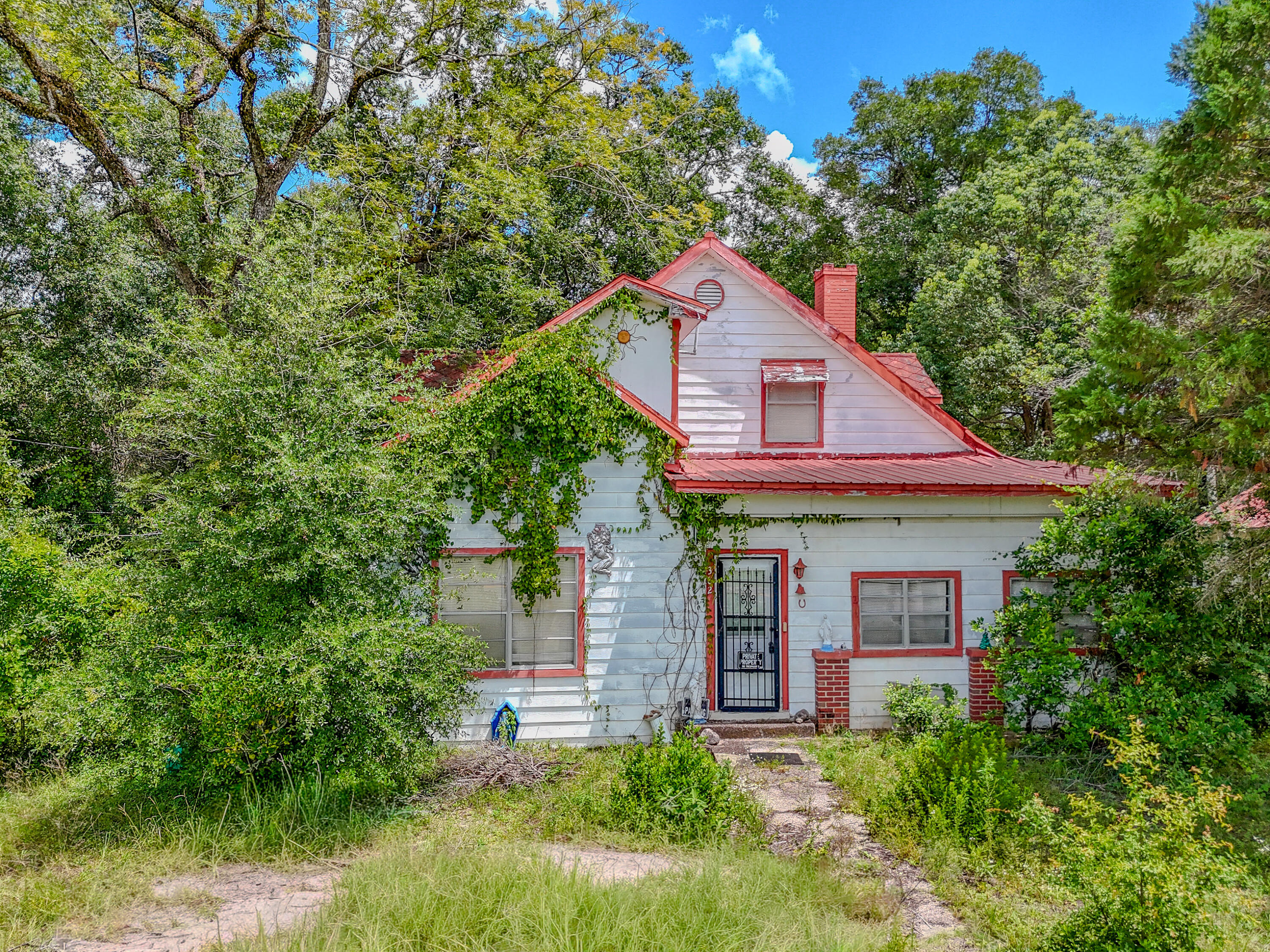 382 N 9th Street Defuniak Springs FL 32433