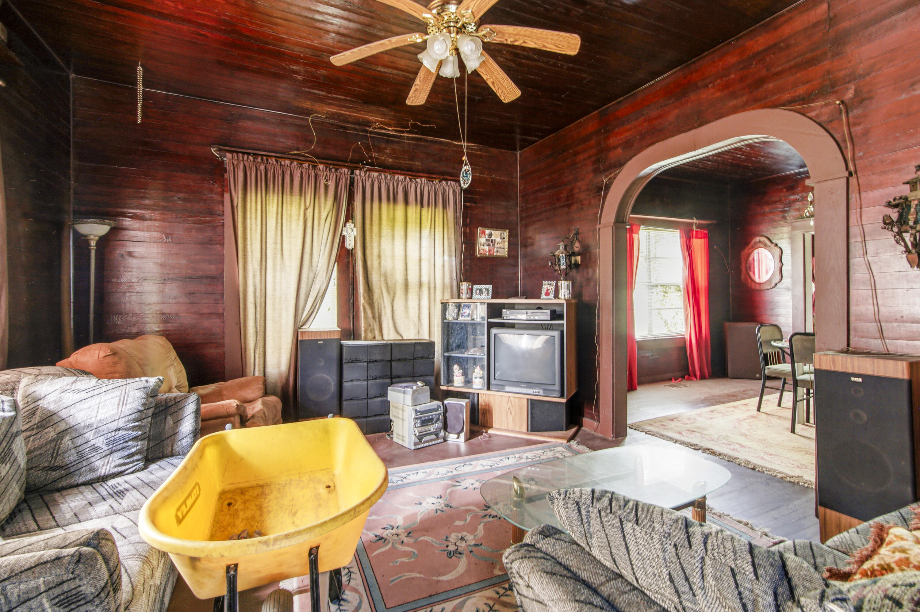 382 N 9th Street Defuniak Springs FL 32433