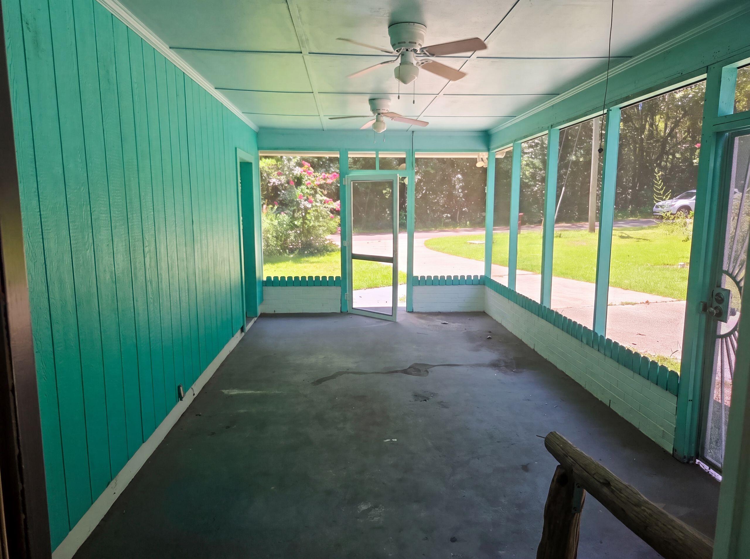 97 Walnut Avenue Defuniak Springs FL 32435