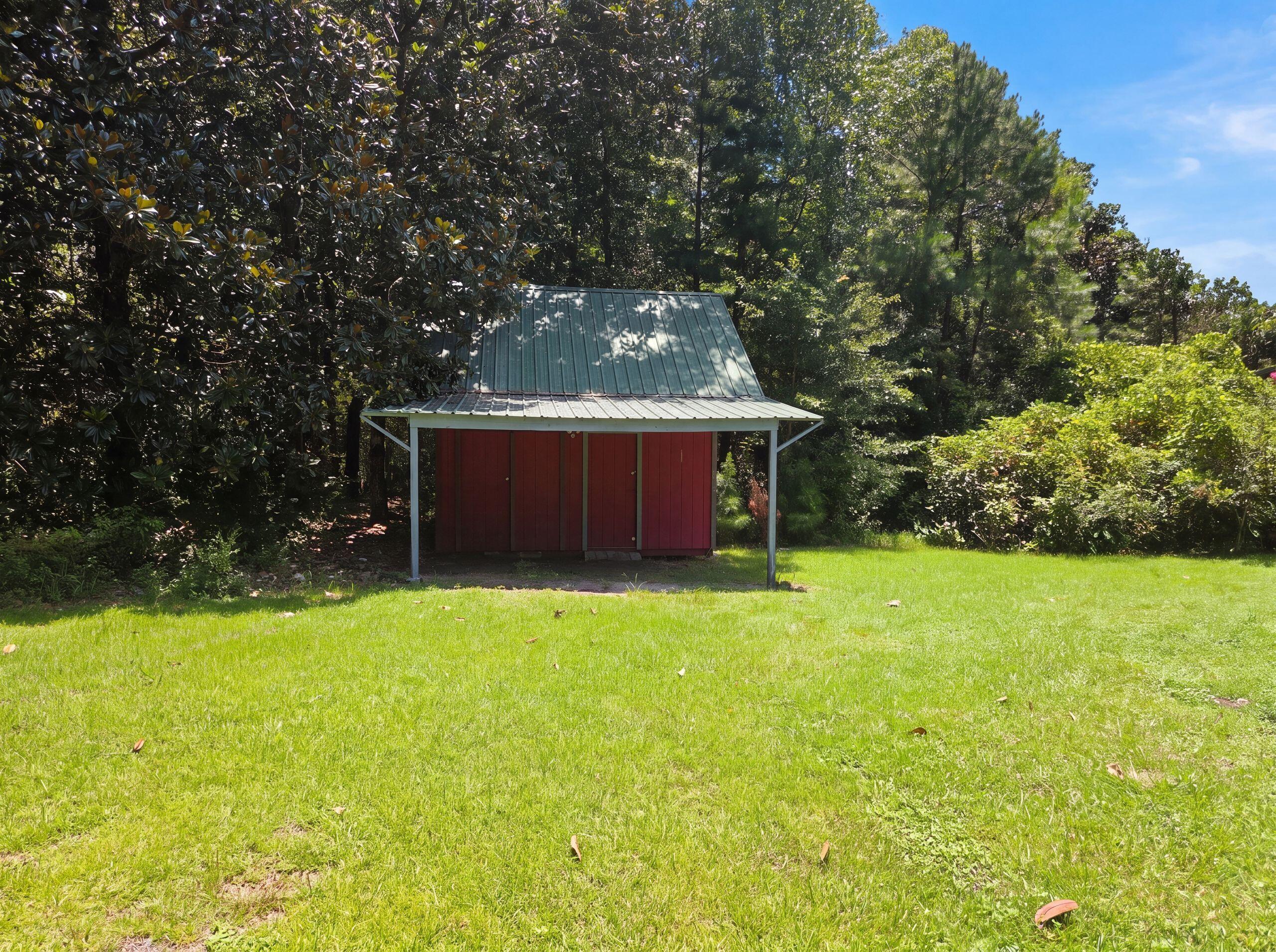 97 Walnut Avenue Defuniak Springs FL 32435