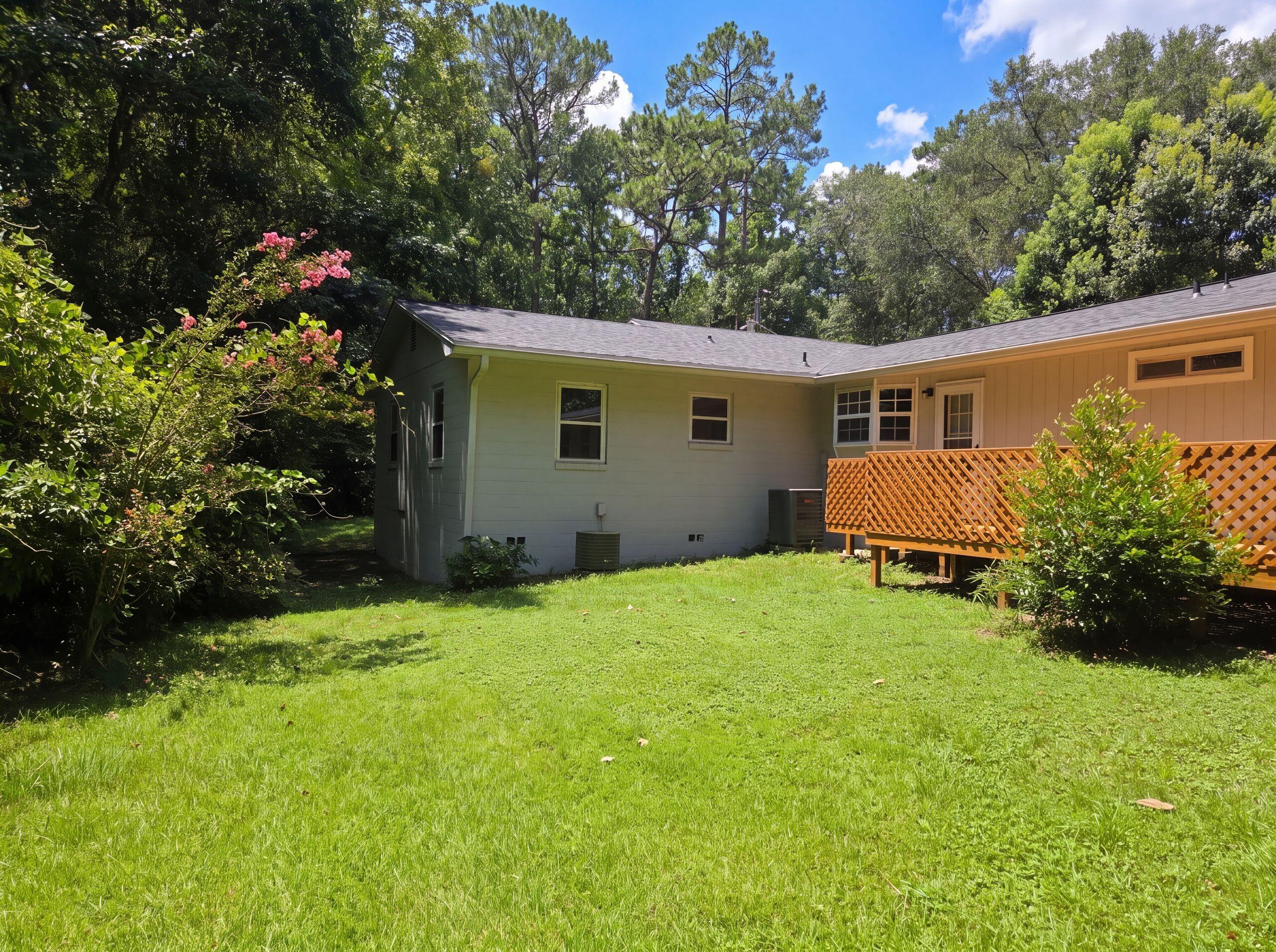 97 Walnut Avenue Defuniak Springs FL 32435
