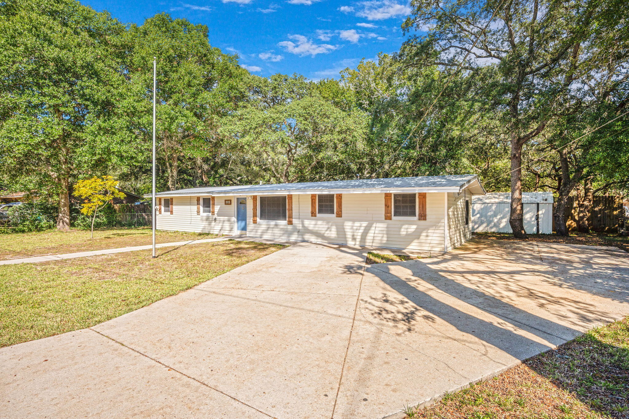 205 Pine Street Fort Walton Beach FL 32548