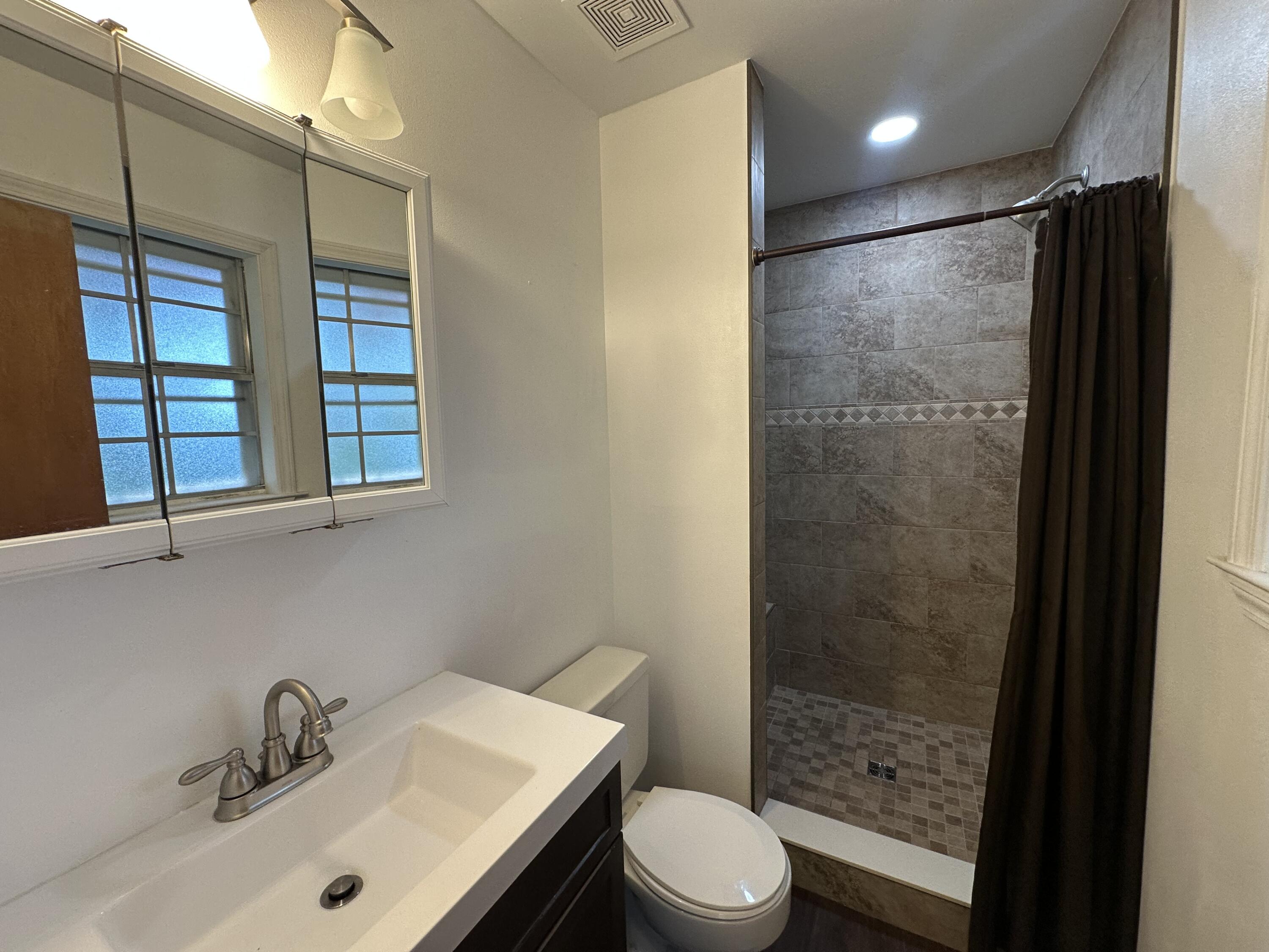 705 NE Powell Drive Fort Walton Beach FL 32547