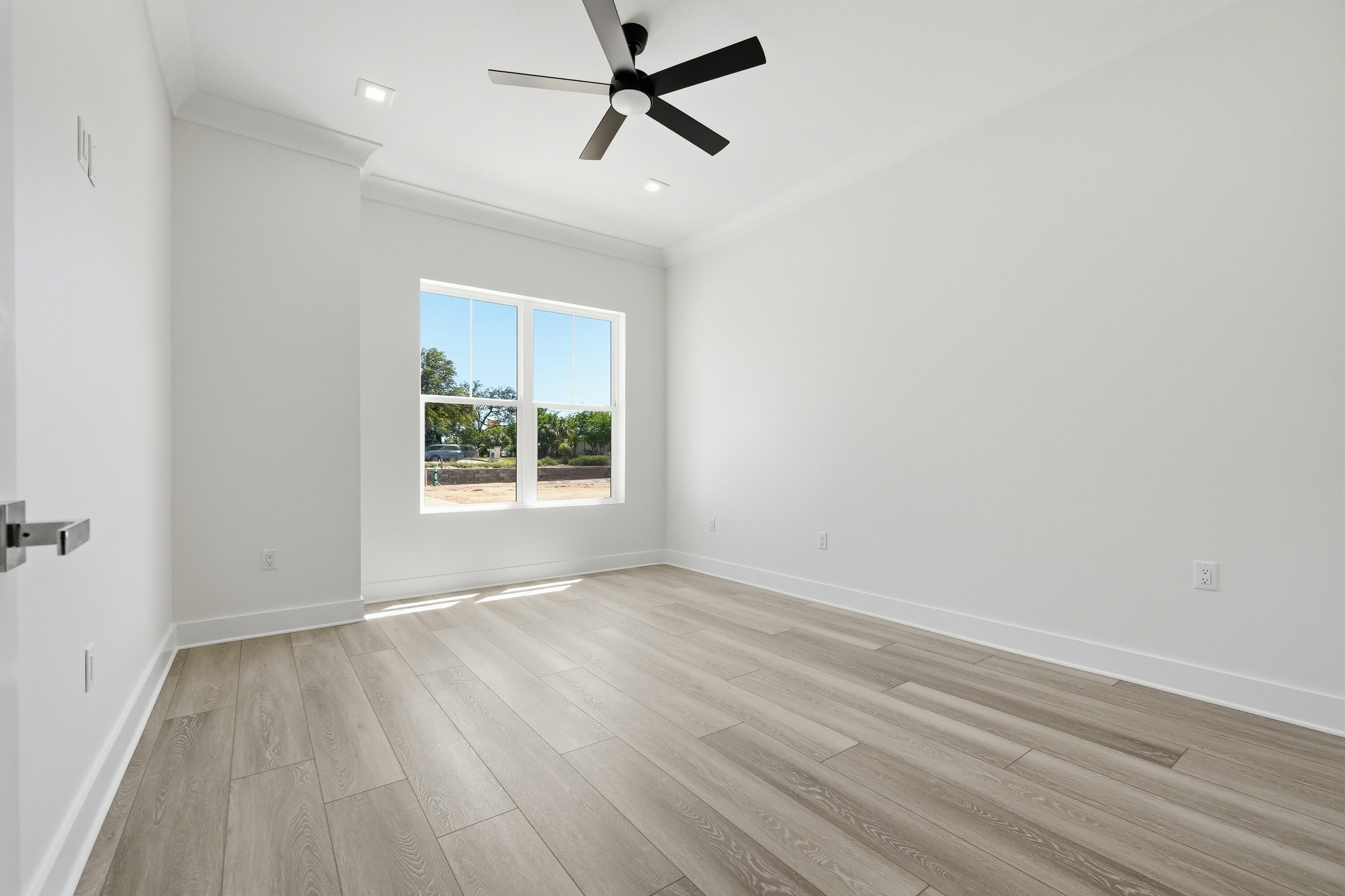 8 NE Yacht Club Drive Fort Walton Beach FL 32548