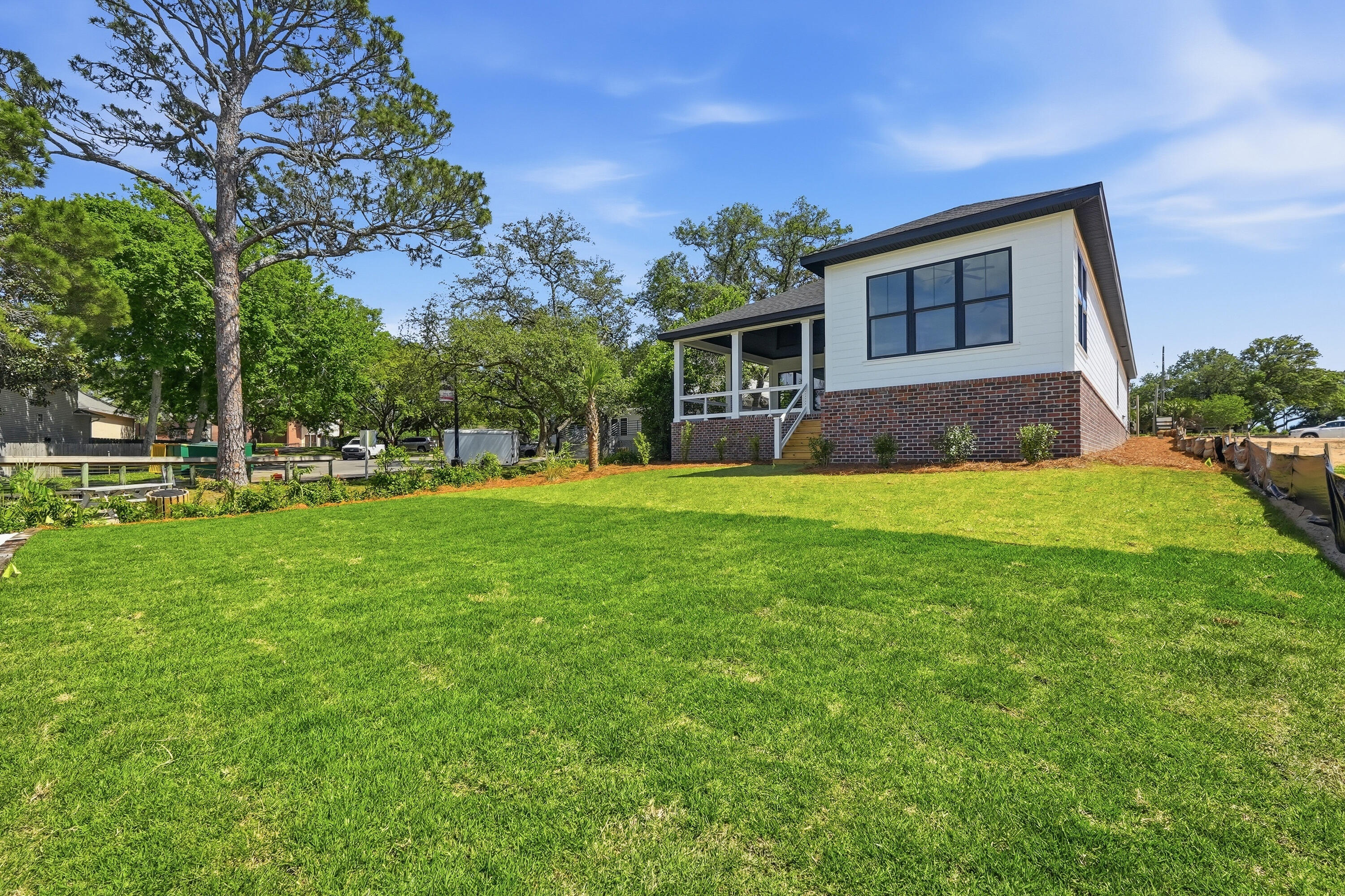 8 NE Yacht Club Drive Fort Walton Beach FL 32548
