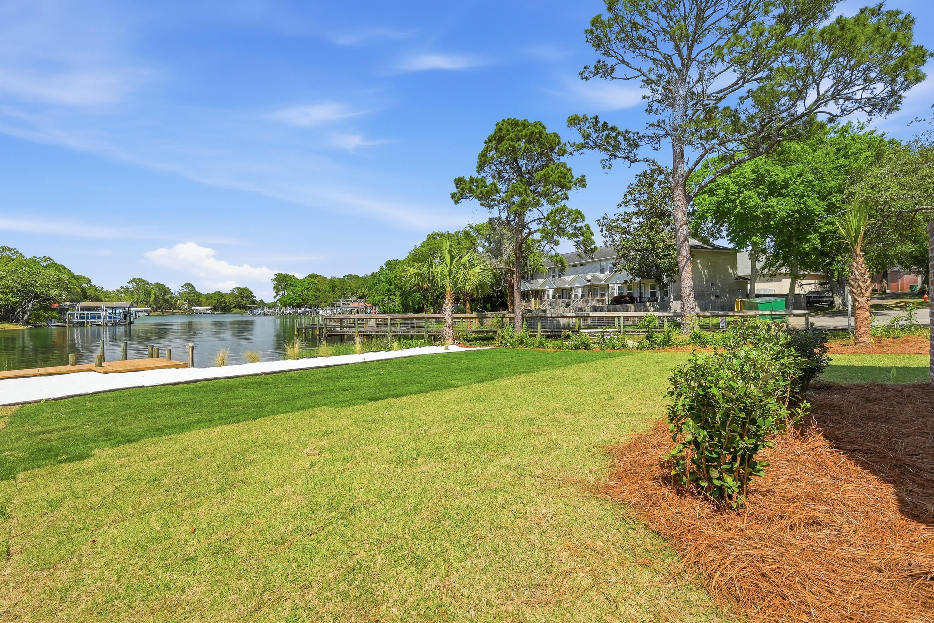 8 NE Yacht Club Drive Fort Walton Beach FL 32548