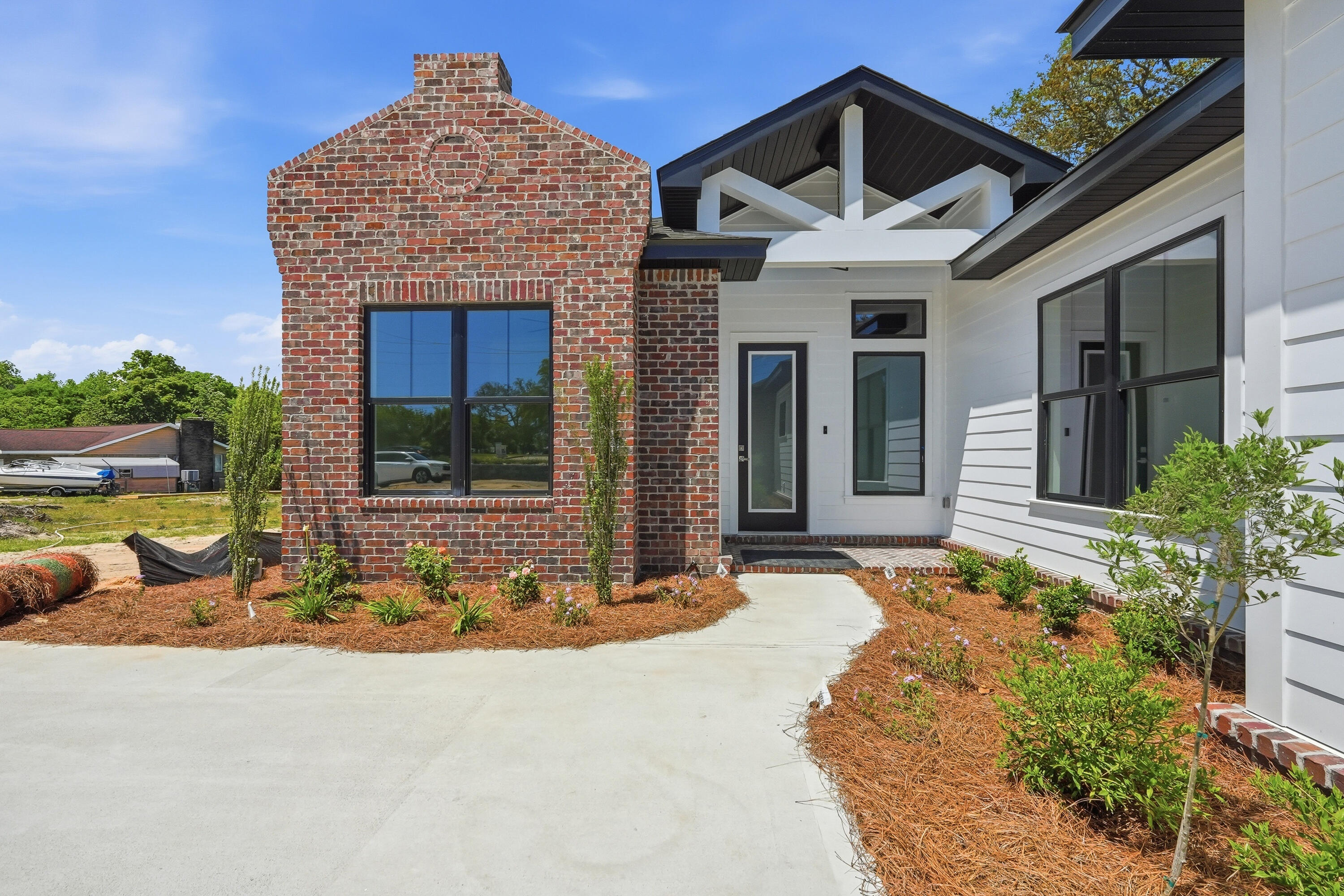 8 NE Yacht Club Drive Fort Walton Beach FL 32548