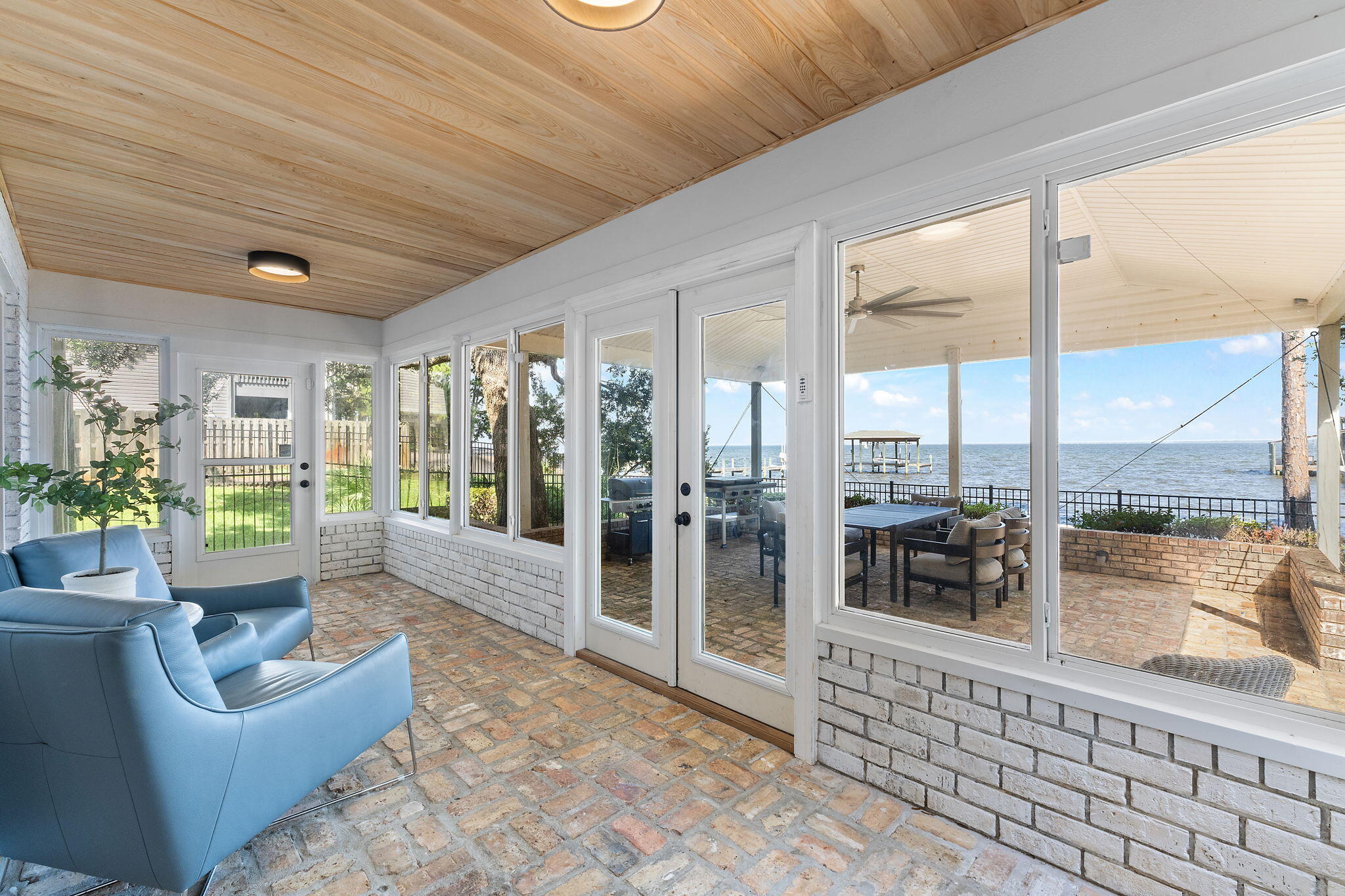6728 E Bay Boulevard Navarre FL 32566
