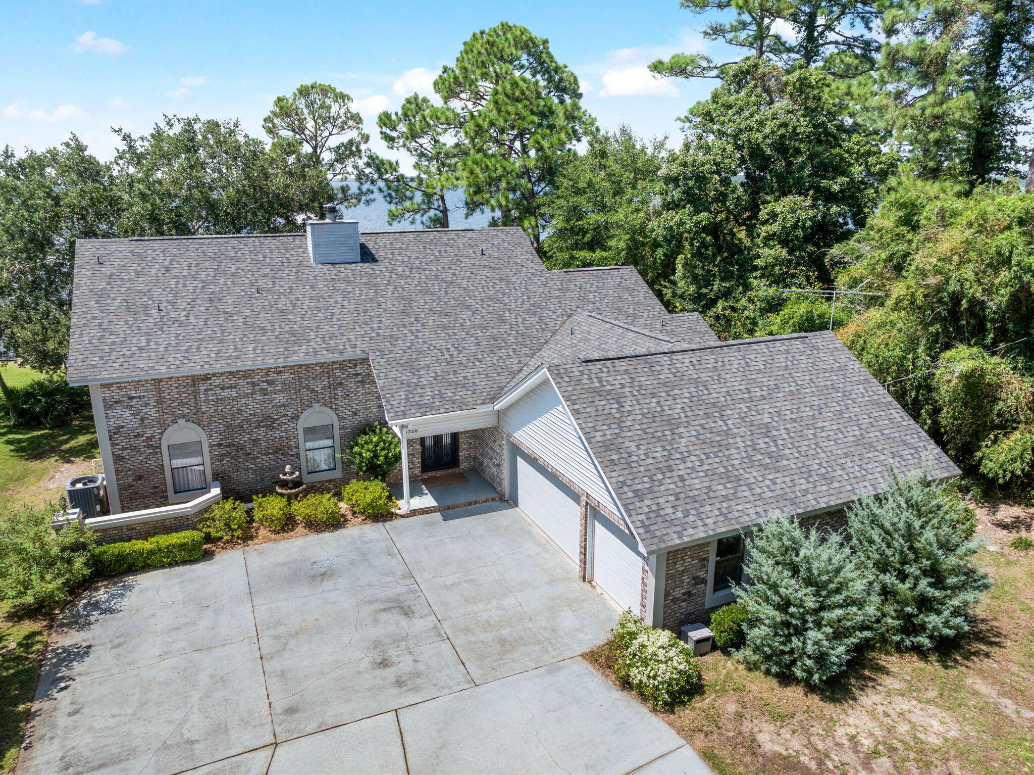6728 E Bay Boulevard Navarre FL 32566