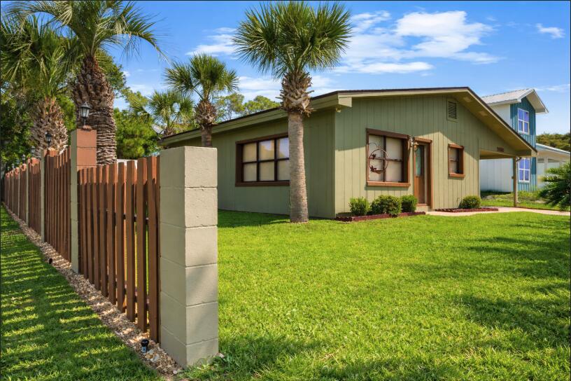 17850 Lynn Street Panama City Beach FL 32413