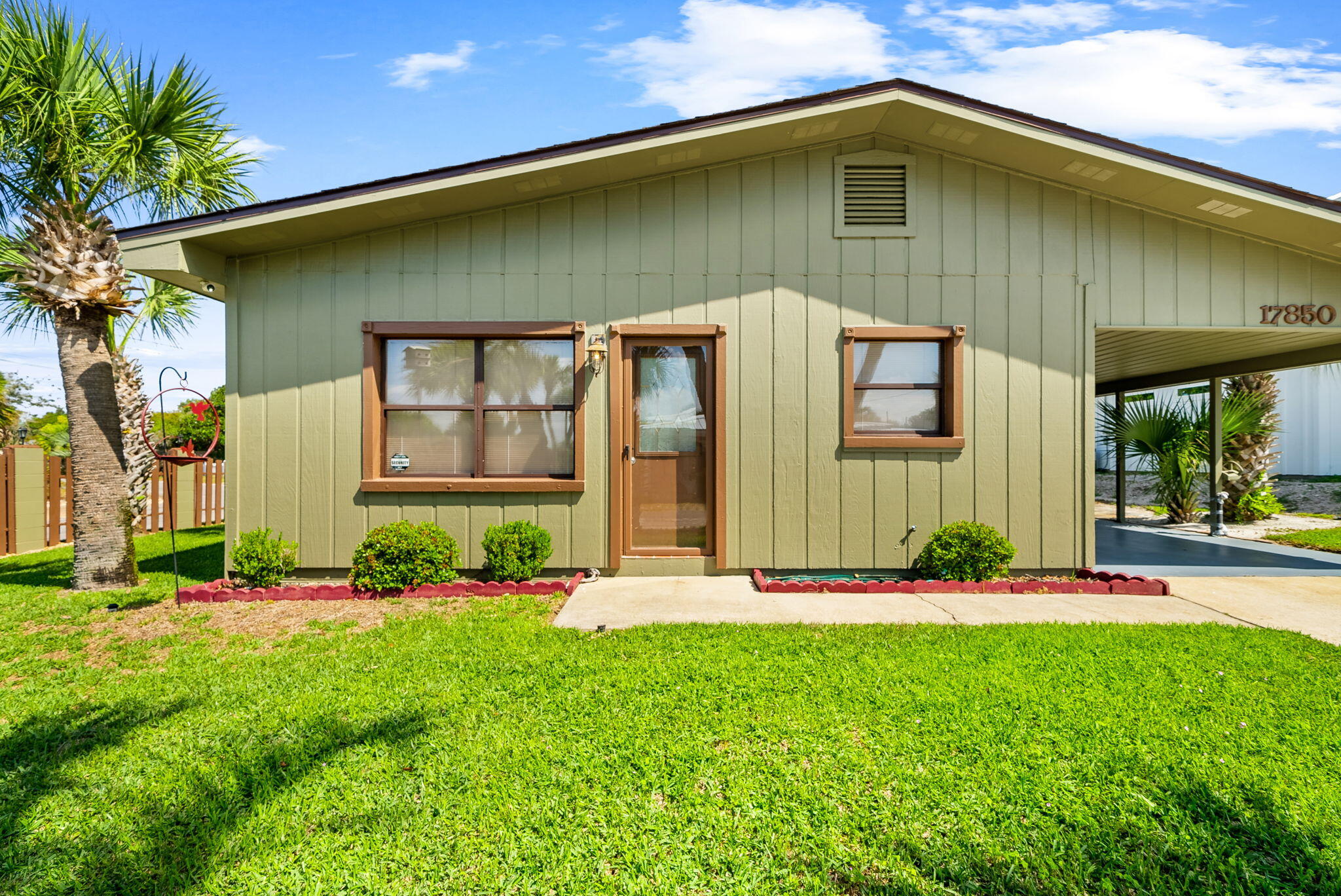 17850 Lynn Street Panama City Beach FL 32413