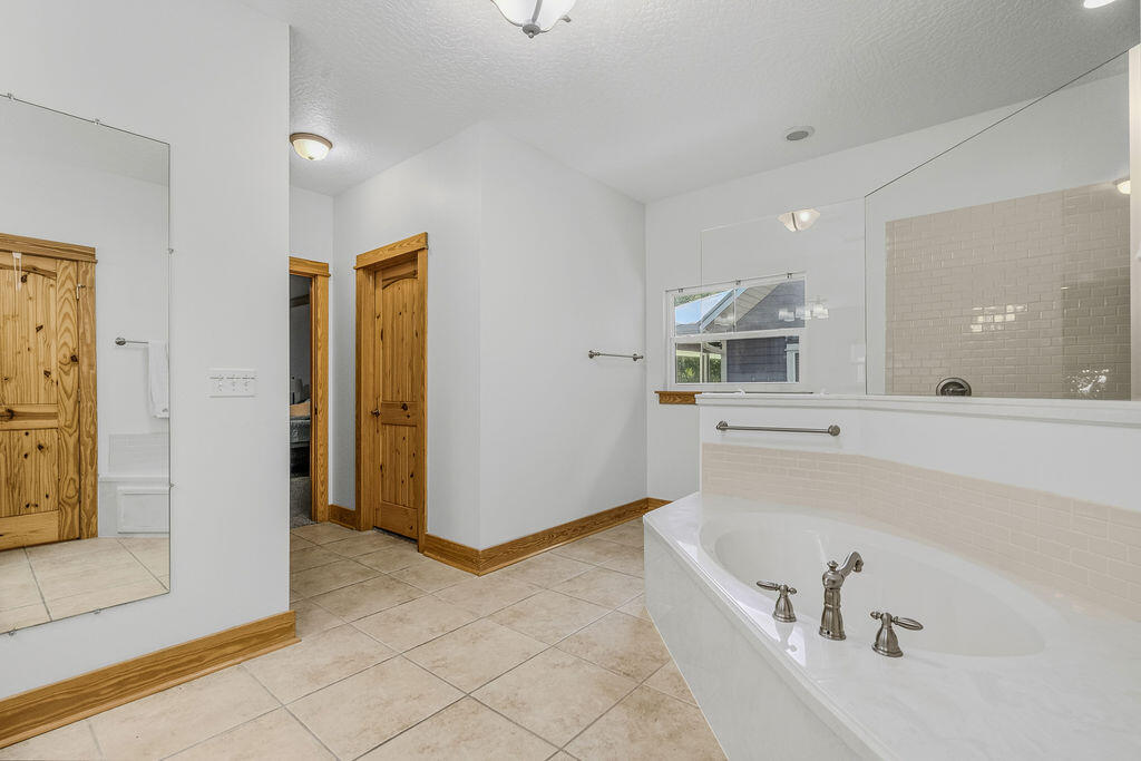 205 SE Alconese Avenue Fort Walton Beach FL 32548