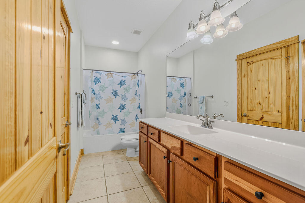 205 SE Alconese Avenue Fort Walton Beach FL 32548