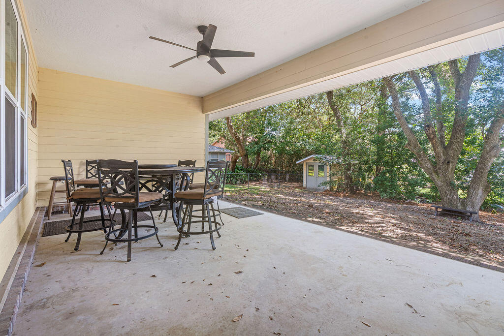 205 SE Alconese Avenue Fort Walton Beach FL 32548