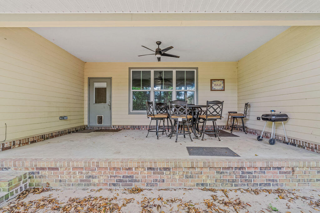 205 SE Alconese Avenue Fort Walton Beach FL 32548