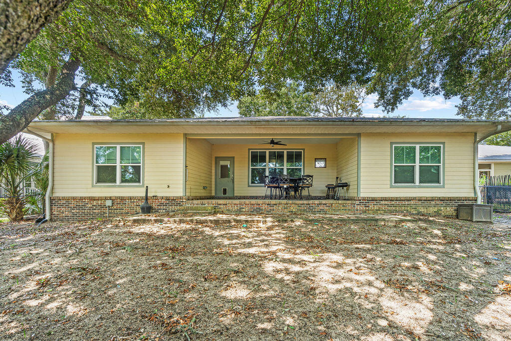 205 SE Alconese Avenue Fort Walton Beach FL 32548