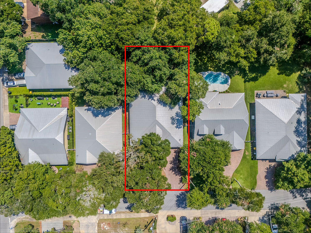 205 SE Alconese Avenue Fort Walton Beach FL 32548