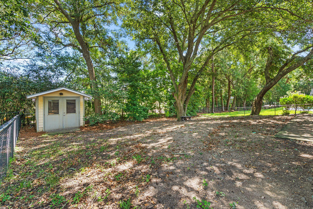 205 SE Alconese Avenue Fort Walton Beach FL 32548