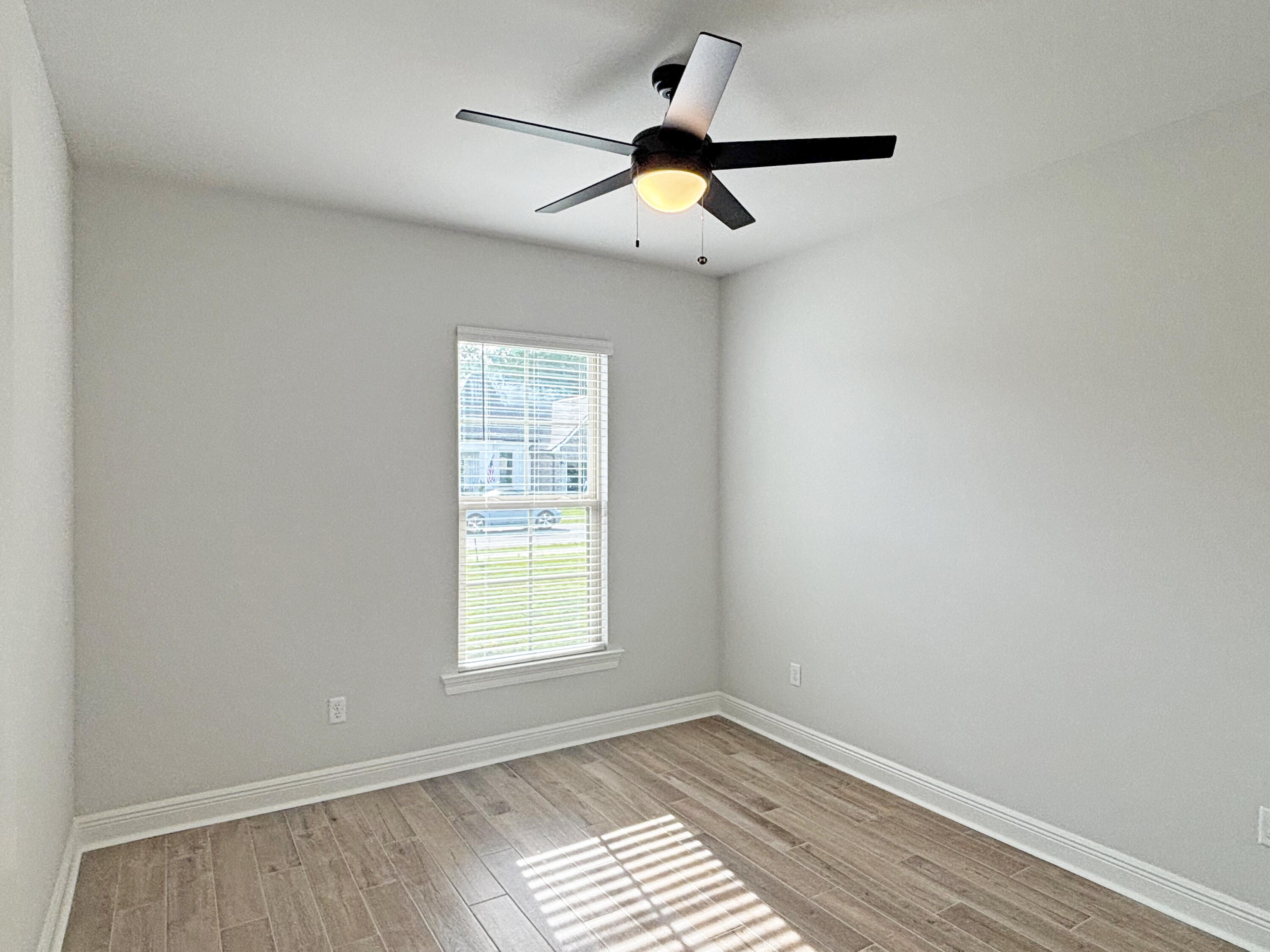 331 E Tweet Street Freeport FL 32439