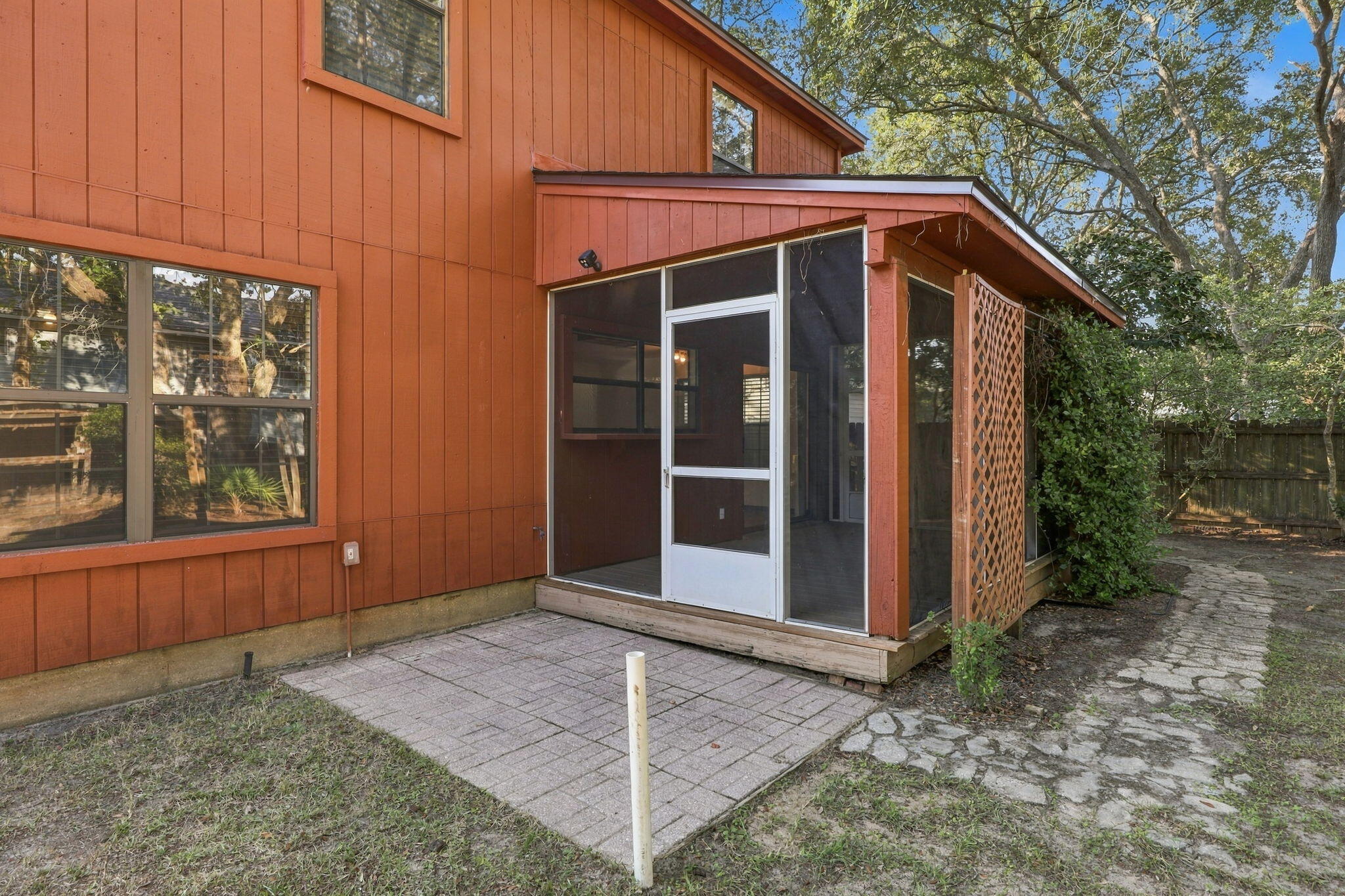 636 Fir Avenue Niceville FL 32578
