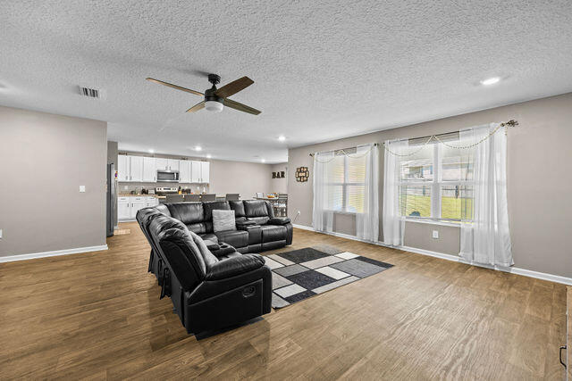 5560 Guinevere Lane Milton FL 32583