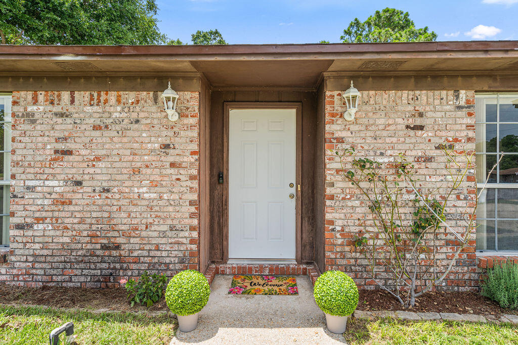 4770 Yacht Harbor Drive Pensacola FL 32514
