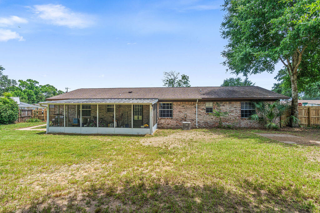 4770 Yacht Harbor Drive Pensacola FL 32514